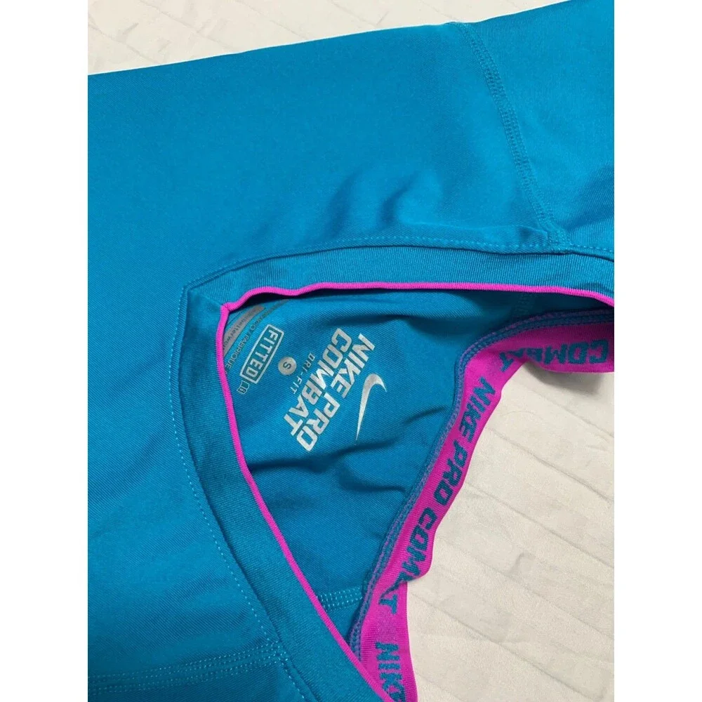 NIKE PRO COMBAT WOMENS ATHLETIC SHIRT SIZE S
